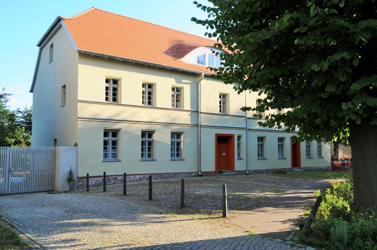Mirabellenhof - Kleine Ferienwohnung Mit Altstadtblick Biesenthal Eksteriør bilde